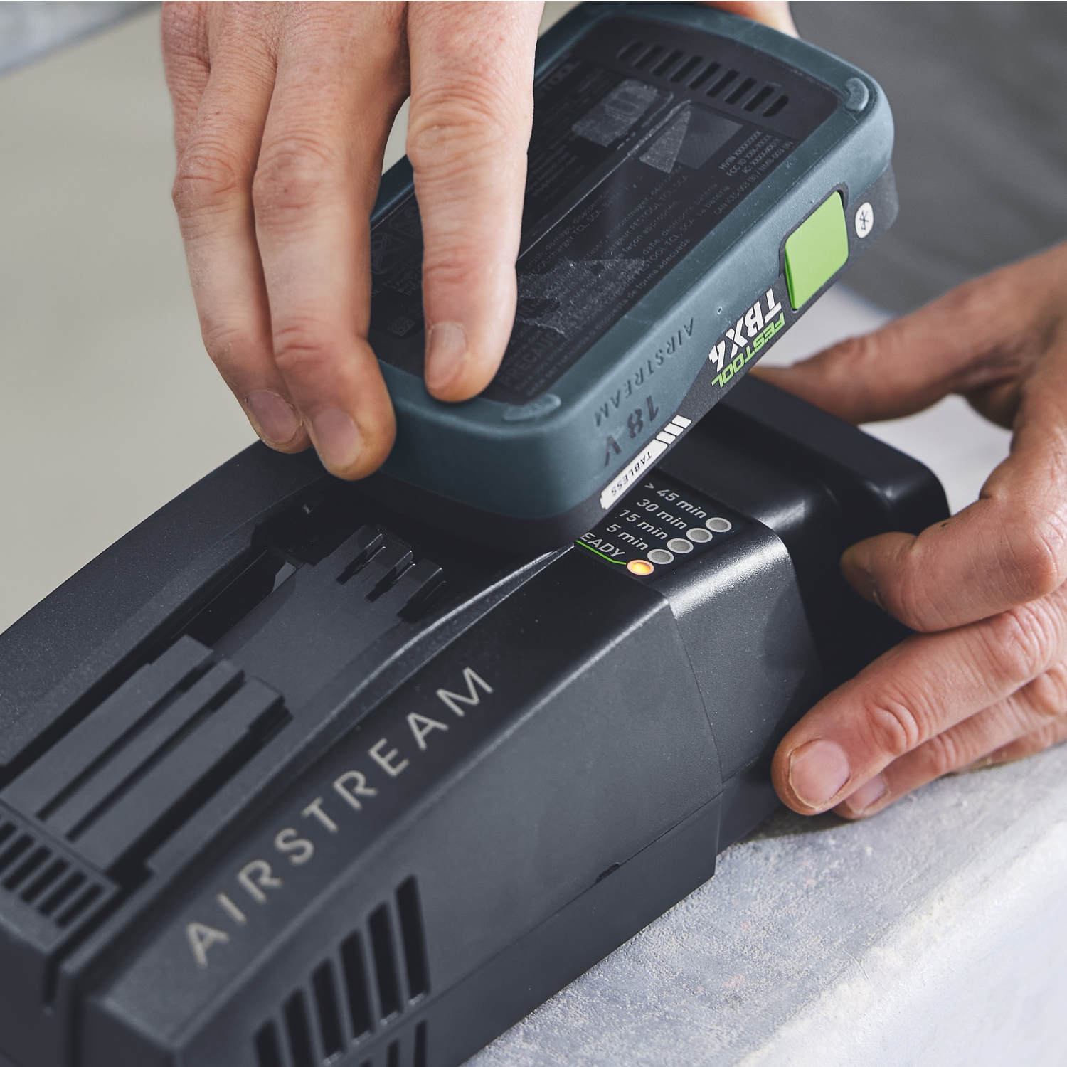 FESTOOL Sca 16 Airstream Rapid Charger 16a 10.8 &ndash; 18v